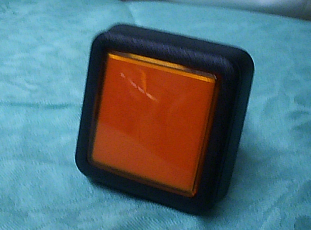 PULSANTE LUMINOSO PER VIDEOGIOCHI E SLOT