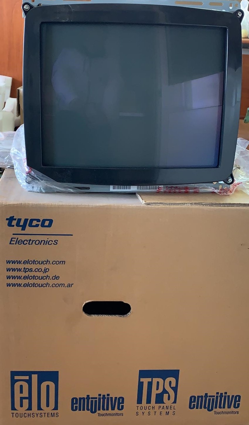 MONITOR TOUCH 17