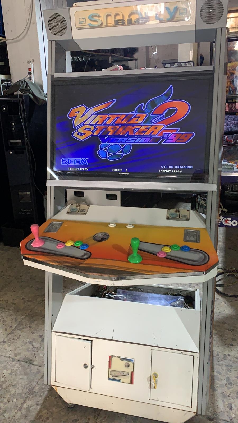 VIDEOGIOCO CABINET SMART CON VIRTUAL STRIKER