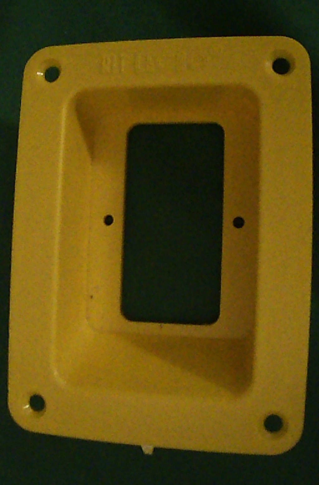 SUPPORTO IN PLASTICA PER PRESA FILTRO RETE VIDEOGIOCO