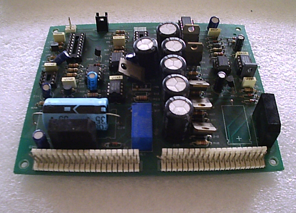 SCHEDA ALIMENTAZIONE PER SLOT A RULLI