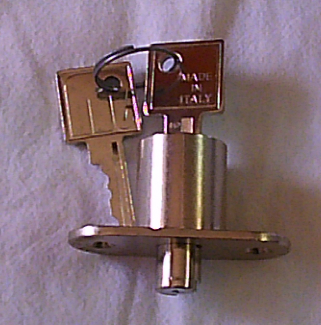 SERRATURA A PISTONCINO