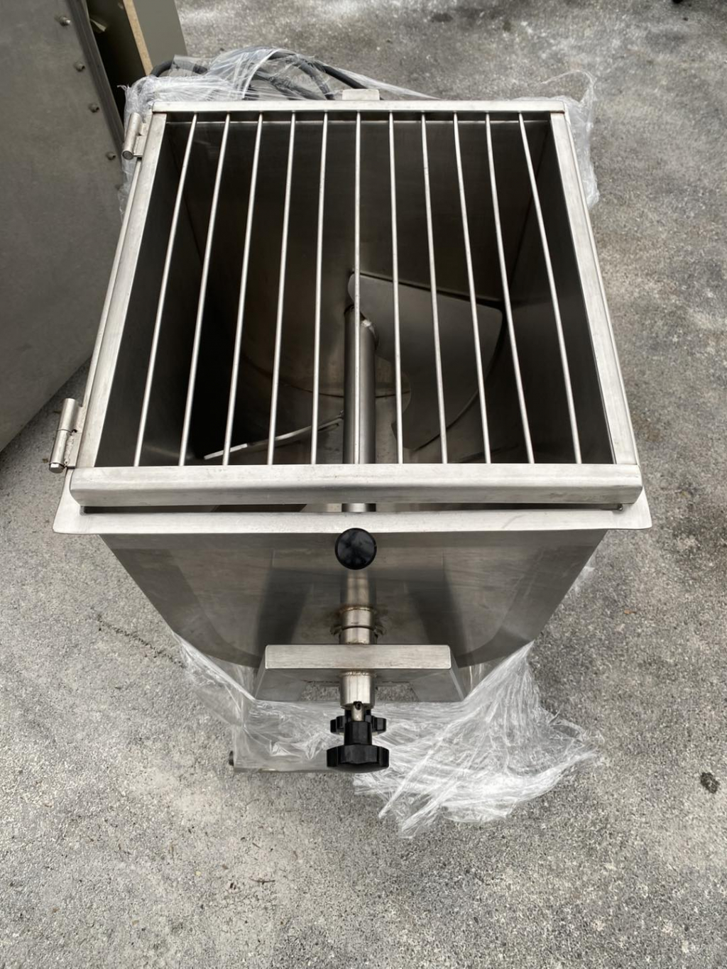 IMPASTATRICE PER CARNE