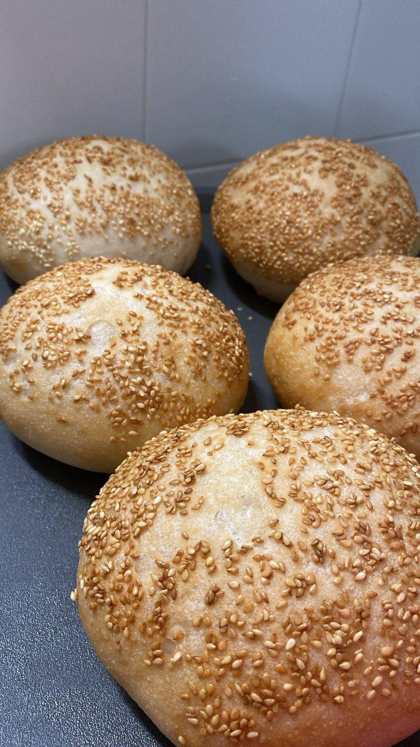 Panino con sesamo tondo